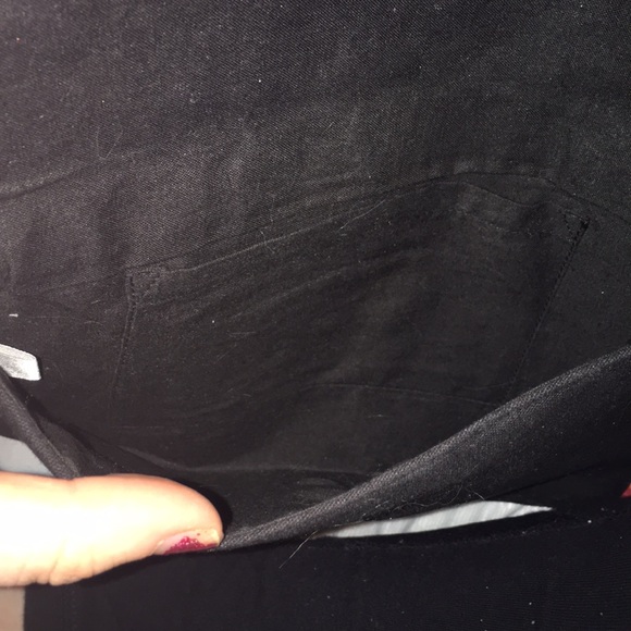 Clutch with beaded pattern - Picture 3 of 3